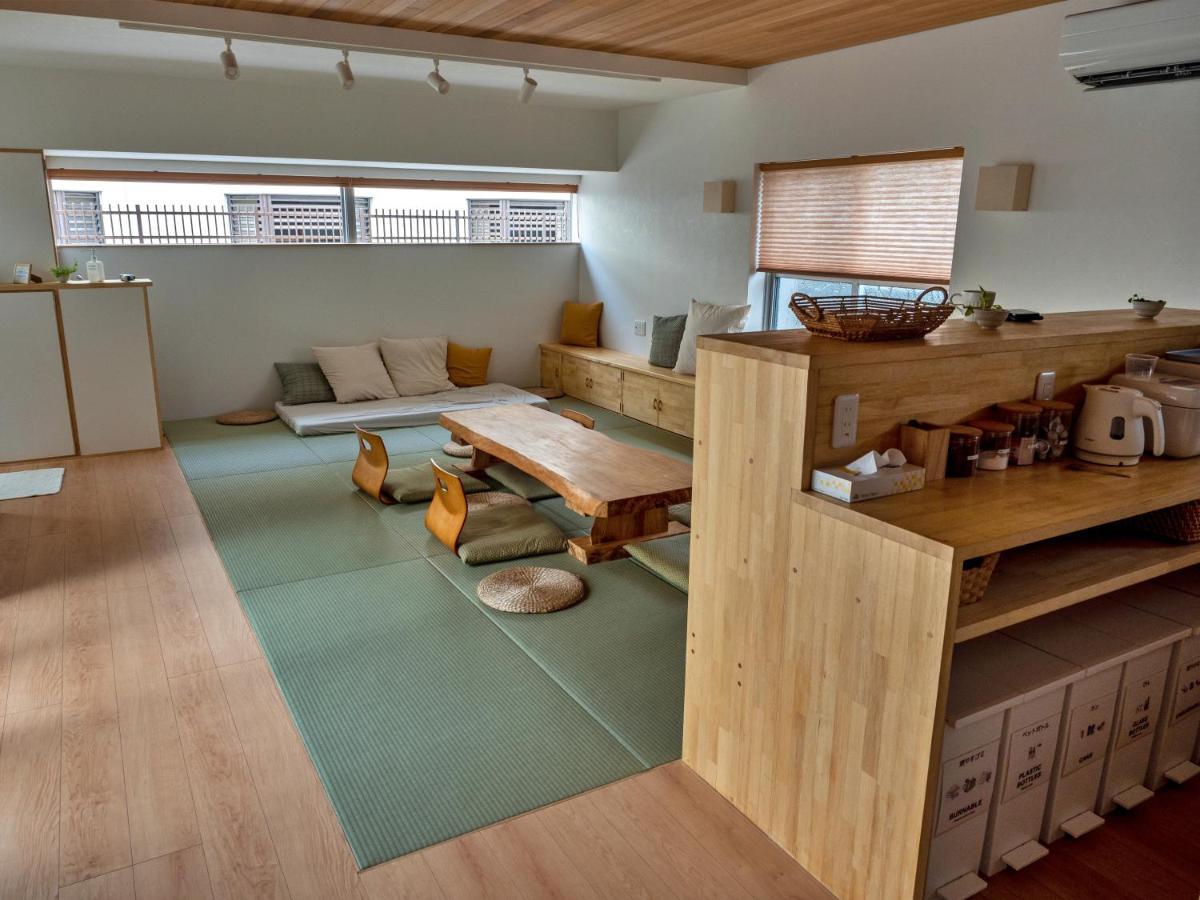 Guest House Ishigaki Ishigaki  ภายนอก รูปภาพ